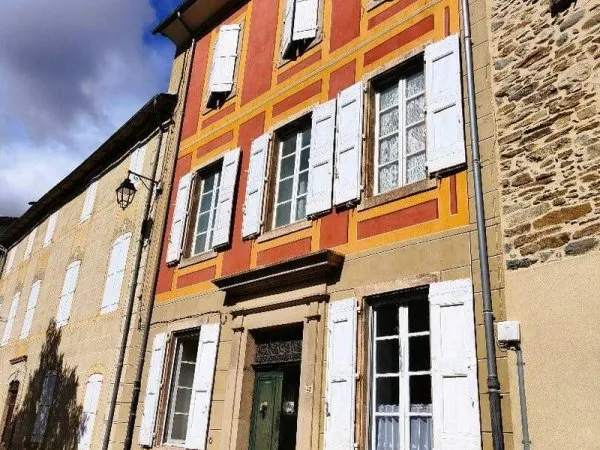 Maison 7 pièces 251 m²