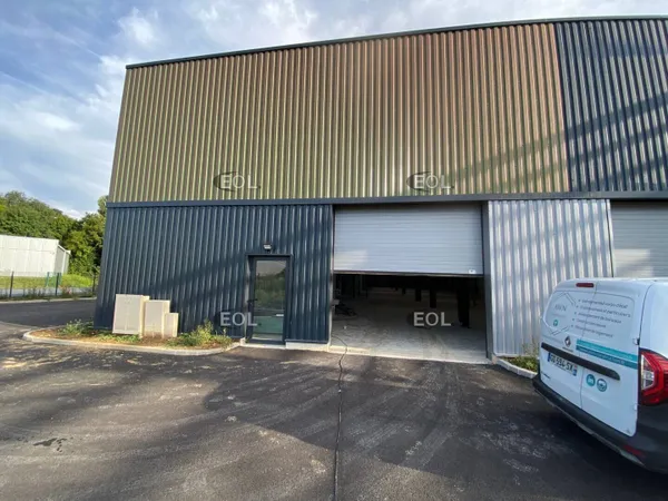 Local d'activité 3231 m²