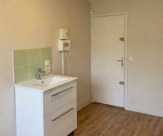 Studette 1 pièce 13 m²