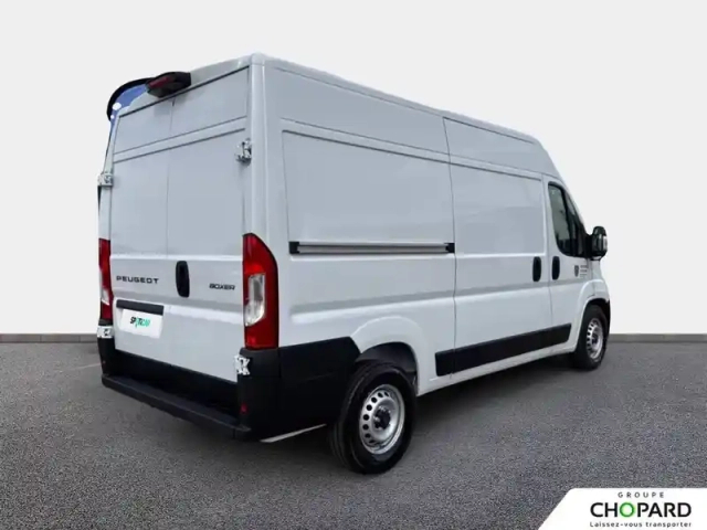 Peugeot Boxer fgn diesel 140 ch l2h2 3.5 t aut. — photo 3