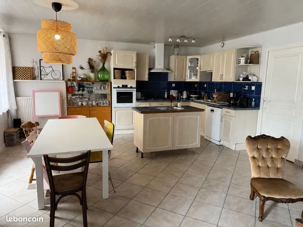 Maison 5 pièces 130 m²