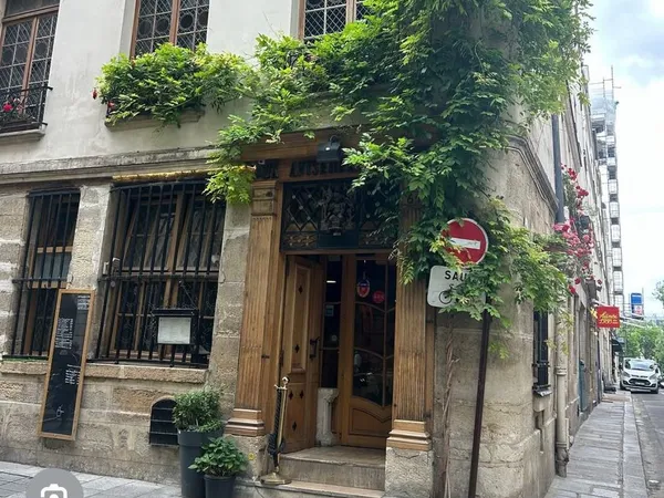 Restaurant 130 m² Paris