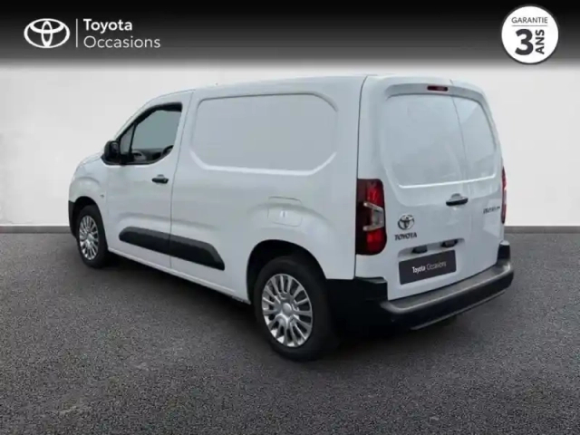 Toyota Proace city medium 110 vvt-i dynamic mc23 — photo 2