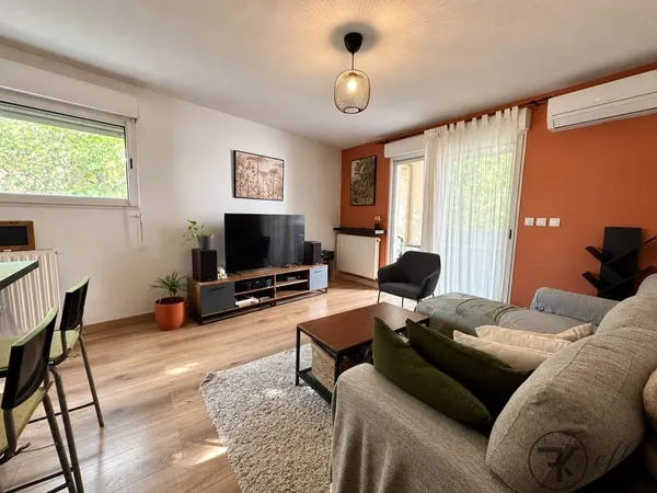 Spacieux T2 de 46 m2 quartier La Lironde