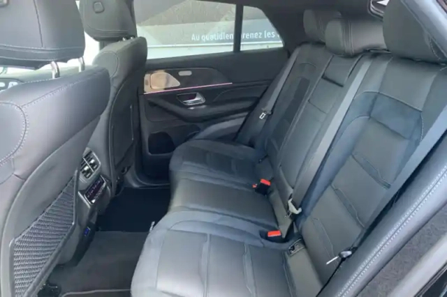 Mercedes Gle coupé 53 hybride amg tct 9g-speedshift amg 4matic+ — photo 11