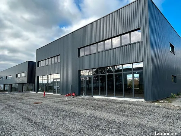 Local 296 m² Brest