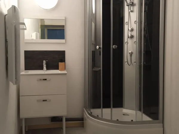 PETIT T1 meublé BAUME centre