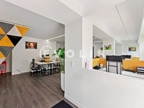 Bureaux 122 m²