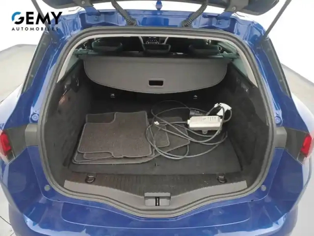 Renault Megane mégane iv estate phev 160 — photo 66