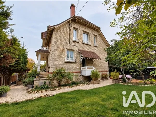 Maison 5 pièces 130 m²
