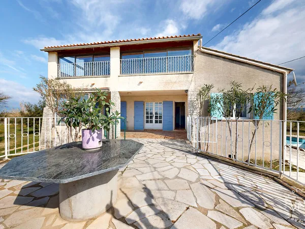 Maison 7 pièces 170 m²