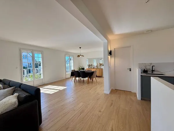 Maison 6 pièces 147 m²