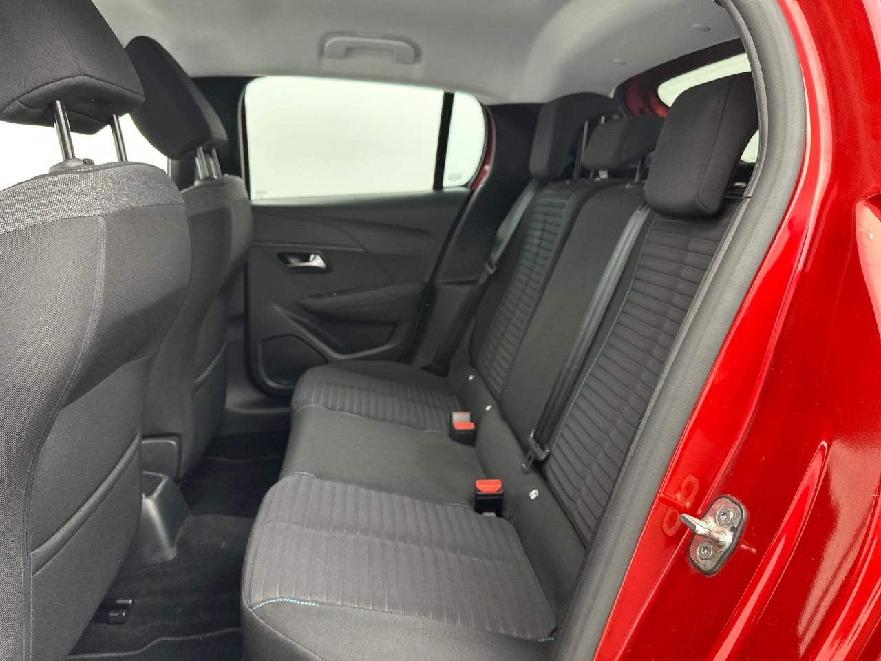 Peugeot 208 puretech 100 s&s bvm6 style — photo 12
