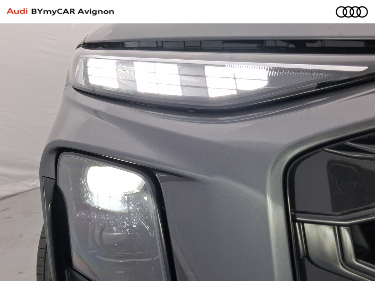 Audi Q3 Sportback e-hybrid 272 ch S tronic 6 — photo 36