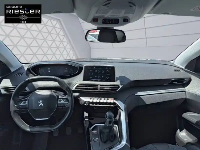 Peugeot 3008 puretech 130ch s&amp;s bvm6 — photo 8