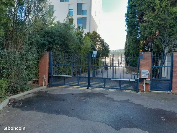 Stationnement Location Toulouse   75€