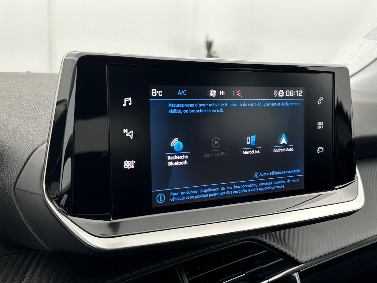 Peugeot 2008 puretech 130 s&s eat8 allure — photo 23