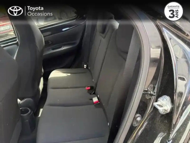 Toyota Aygo X 1.0 vvt-i 72ch dynamic my24 — photo 12