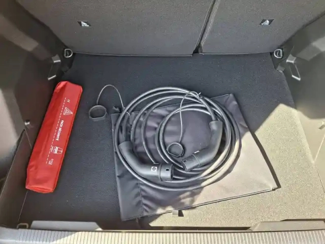 Peugeot 2008 electrique 54 kwh 156 ch — photo 22