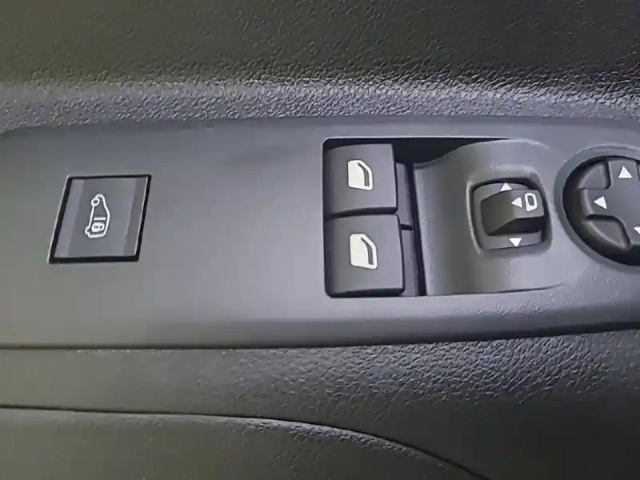 Peugeot Partner fourgon xl 950 kg bluehdi 130 s&amp;s bvm6 — photo 31
