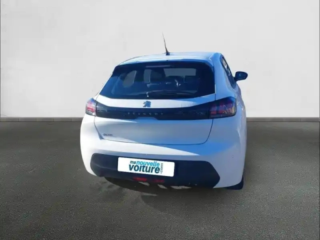 Peugeot 208 puretech 75 s&amp;s bvm5 — photo 25