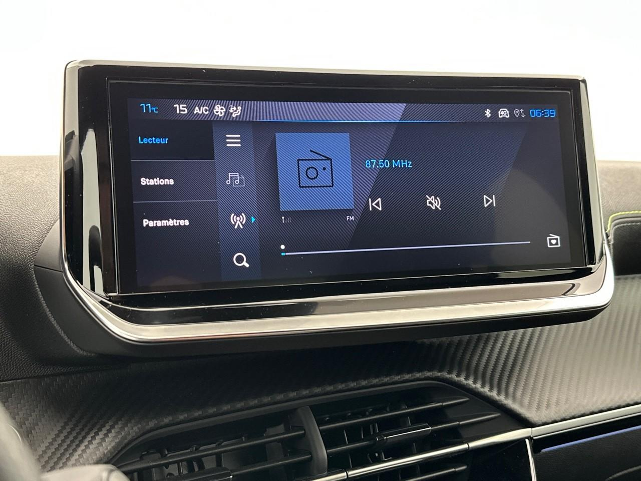 Peugeot 208 hybrid 145 e-dcs6 gt — photo 25