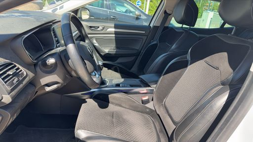 Renault Megane 1.2 TCe 130 Energy - GT Line – 2018 – 99525 km – Essence – Boîte Manuelle — photo 7