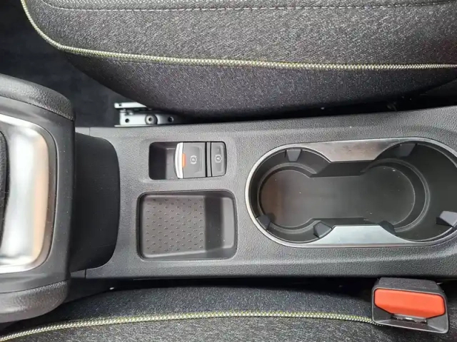 Renault Captur tce 90 ch — photo 15
