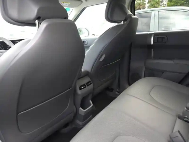 Kia Ev3 58.3 kwh 204 ch — photo 21