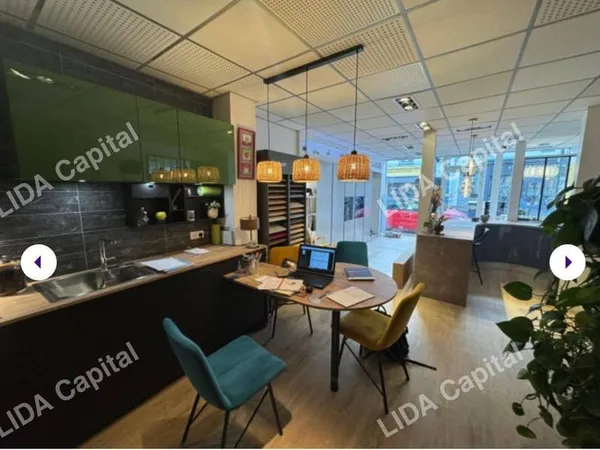 Boutique 73 m²