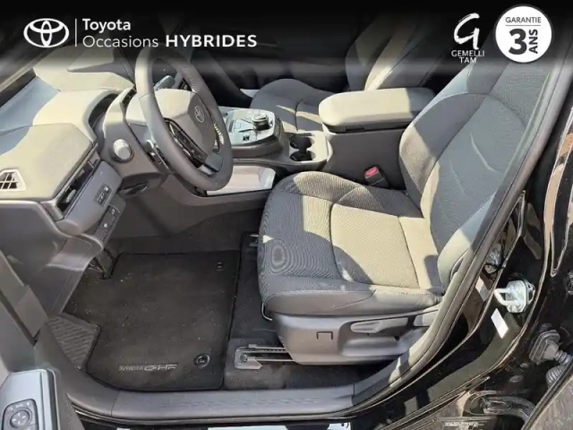 Toyota C-Hr + 224ch 77kwh design grande autonomie — photo 11