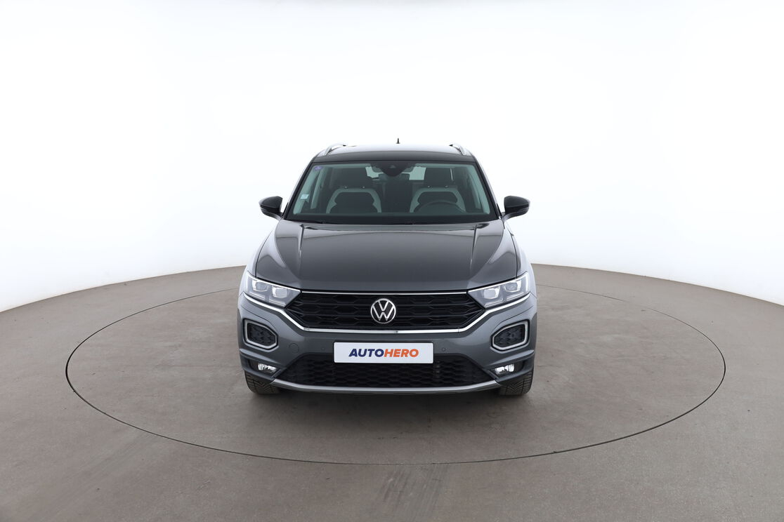Volkswagen T-Roc 1.5 TSI EVO DSG7 — photo 8