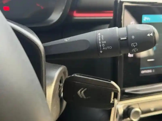 Citroën C3 1.2 puretech 110ch s&amp;s shine 120-123g — photo 12