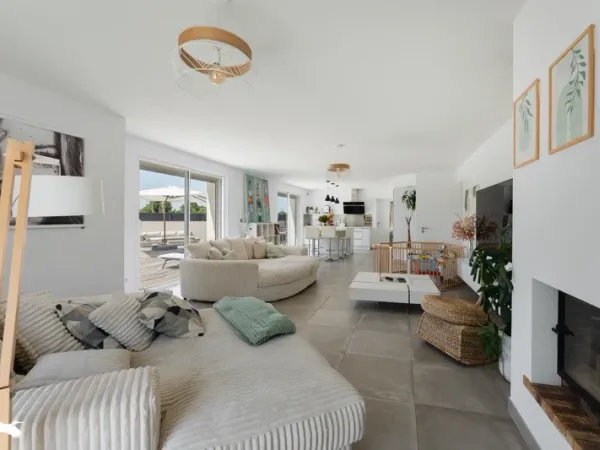 Maison 5 pièces 160 m²