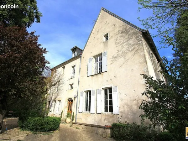 Propriété 10 pièces 388 m²