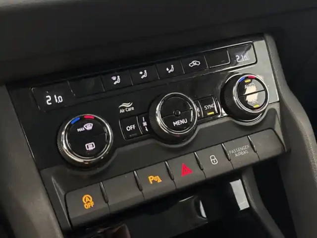 Skoda Karoq style ambition car play caméra — photo 14