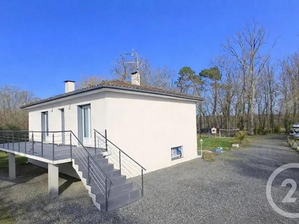 Maison de plain-pied 8 pièces 108 m²