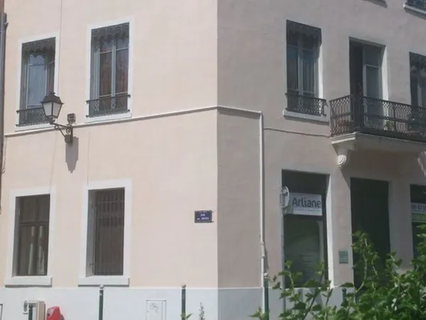 Charmant appartement type T1 de 26,28 m² libre de suite