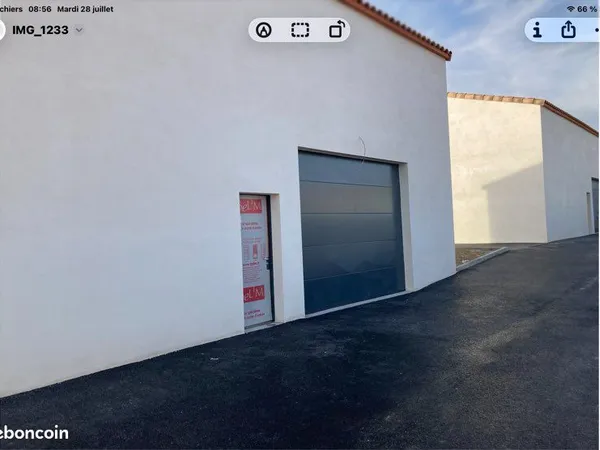 Location hangar