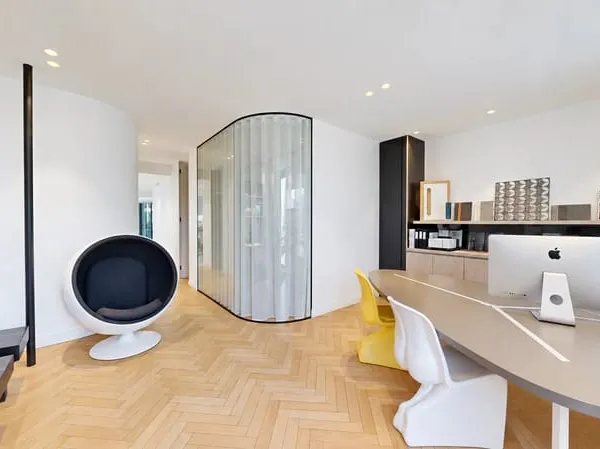 Bureaux de standing meublés - Côte Pavée