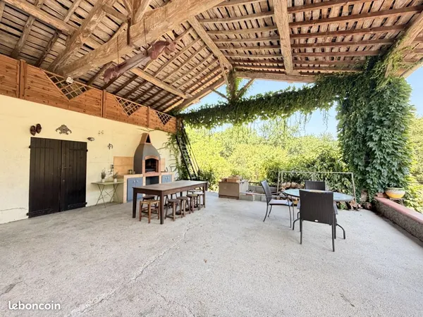 Maison 4 pièces 162 m²