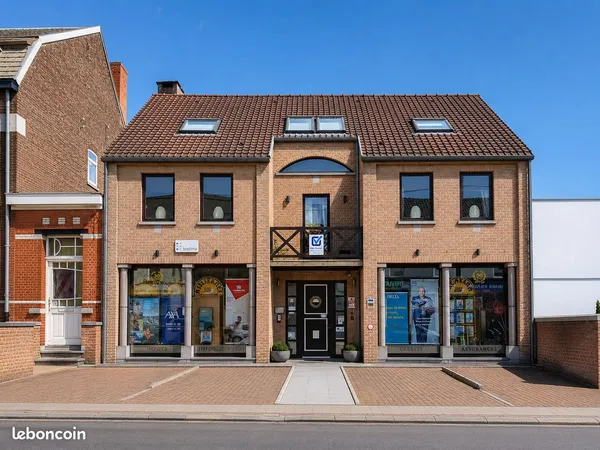 Maison Polyvalente en Plein Coeur d'Erquelinnes