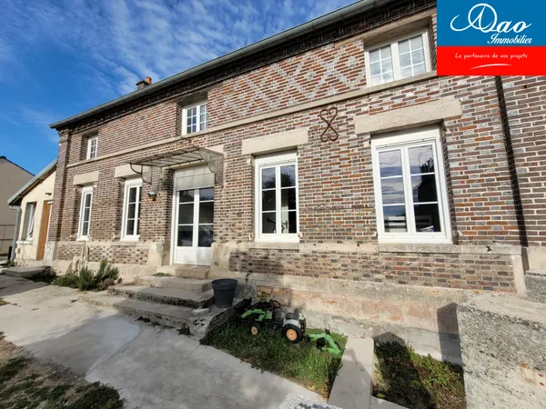Charmante maison de village de 150m2 avec hangar de 200m2