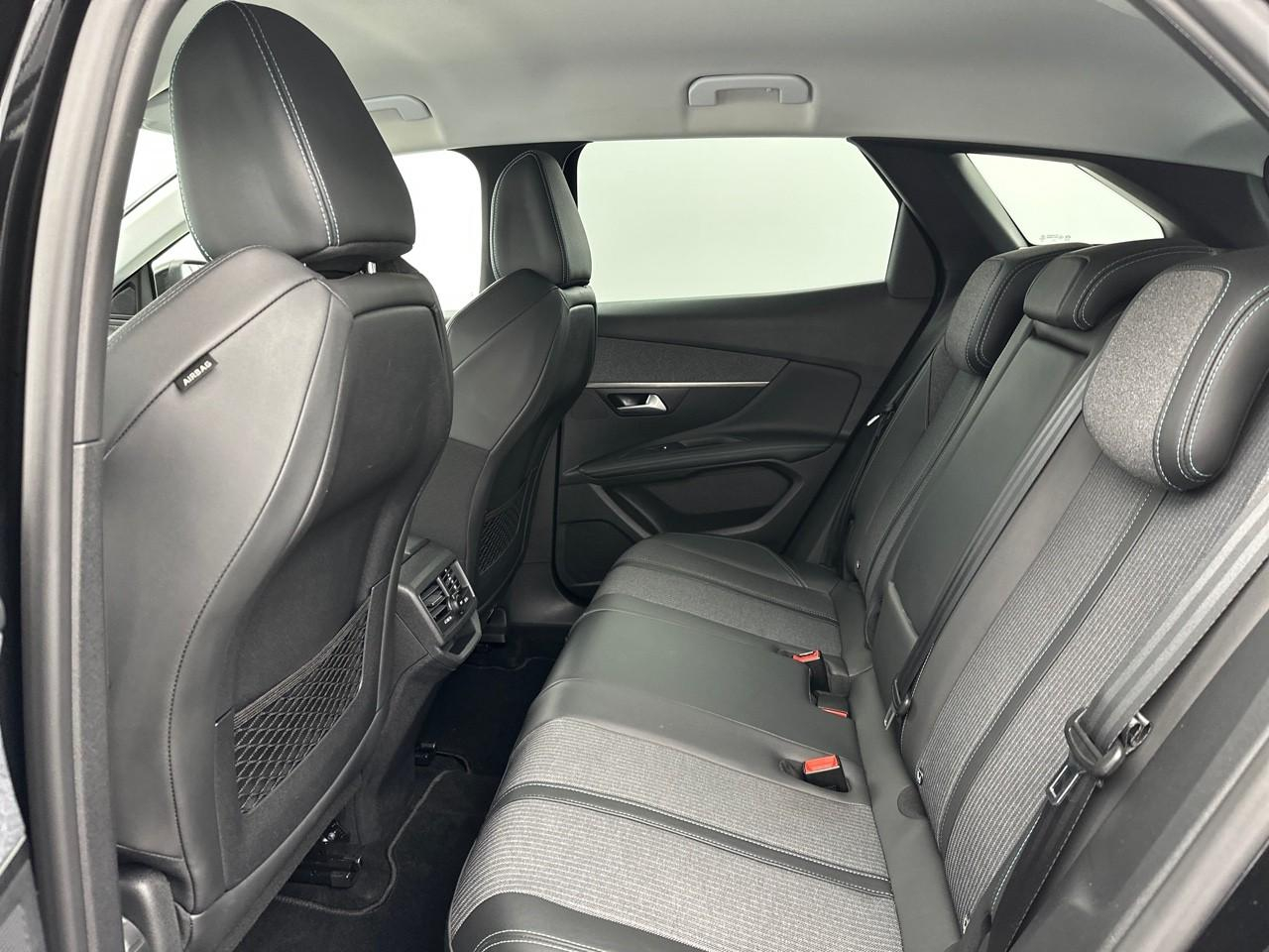 Peugeot 3008 puretech 130ch s&s bvm6 allure pack — photo 12