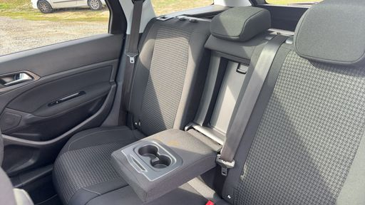 Peugeot 308 SW 1.5 BlueHDi 130 EAT6 - Active Business – 2019 – 146443 km – Diesel – Boîte Automatique — photo 39