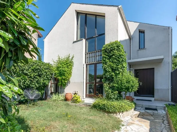 Maison 5 pièces 142 m²