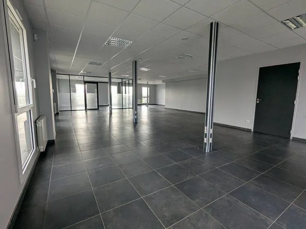 Bureaux 145 m²