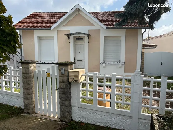 Maisons cinq pièces