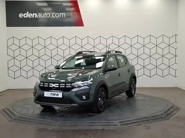 Dacia Sandero tce 90 gsr2 — photo 1