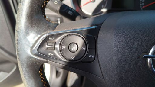 Opel Crossland X 1.2 Turbo 110 BVA6 - Ultimate – 2019 – 82721 km – Essence – Boîte Automatique — photo 6